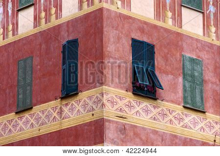 Green Wood Venetian Blind   In Chiavari