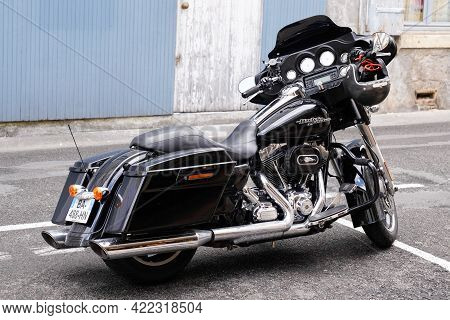 Bordeaux , Aquitaine France - 05 27 2021 : Harley Davidson Electra Road Glide Motorbike Black Americ