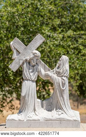 Santa Inez, Ca, Usa - April 3, 2009: San Lorenzo Seminary. Station Of The Cross Number 8 White Marbl