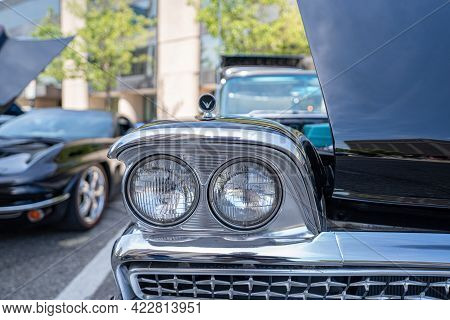 Mt. Clemens, Michigan - Usa - 06-05-2021: Mt. Clemens 2021 Hot Rod City Classic Car Show And Cruise