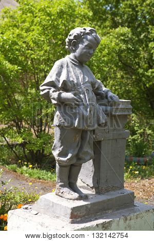 Sculpture Volodya Ulyanov (Lenin) - leader of the Soviet revolutionaries. Nizhny Tagil, Sverdlovsk region. Russia. May 26, 2016