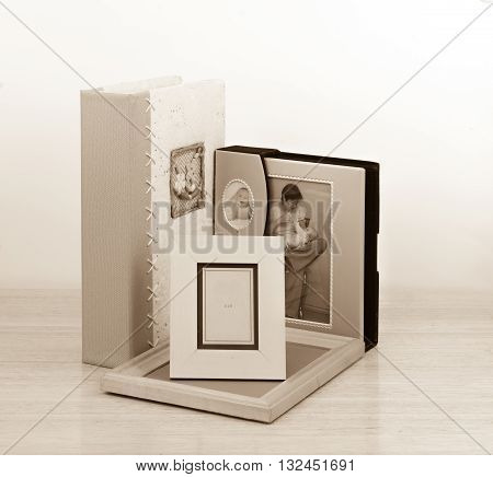Photo frames and albums for printing services and for children's photos
