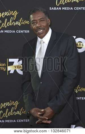 LOS ANGELES - JUN 2:  Ernie Hudson at the Television Academy 70th Anniversary Gala at the Saban Theater on June 2, 2016 in North Hollywood, CA