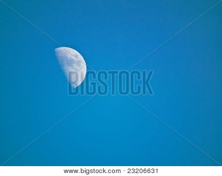 der weiße Mond.