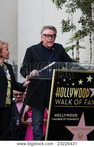 LOS ANGELES - Eylül 7: Gary Busey Hollywood Walk F of Fame töreninde Buddy Holly yürüme