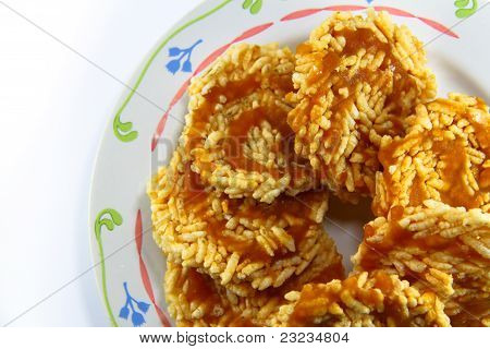 Il riso croccante cereali stile tailandese, Nageled