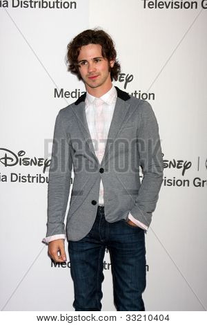 LOS ANGELES - MAY 20:  Connor Paolo arrives at the ABC / Disney International Upfronts at Walt Disney Studios Lot on May 20, 2012 in Burbank, CA