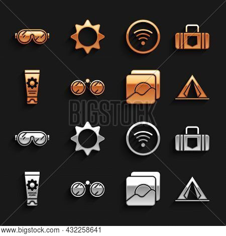 Set Binoculars, Suitcase, Tourist Tent, Photo, Sunscreen Cream Tube, Wi-fi Wireless Internet Network