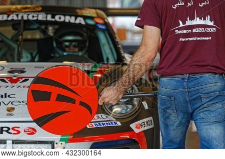 Barcelona, Spain, September 3, 2021 : Mechanicals In The Pits Of 24hours Series By Hancook Barcelona