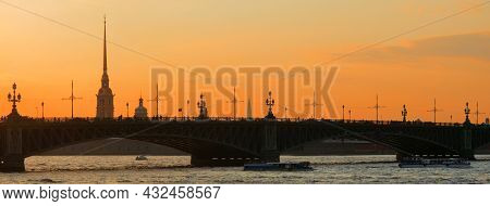 Saint Petersburg, Russia - August 28, 2021: View Of The Trinity Bridge, Peter And Paul Fortress And 