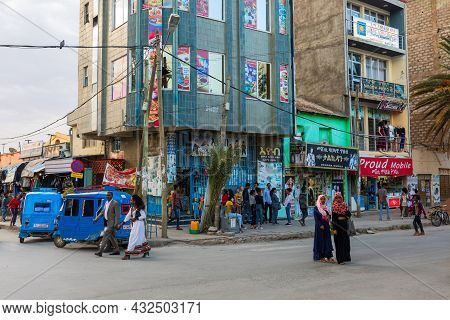 Mekelle, Ethiopia, April 29th. 2019, Ordinary Ethiopians On The Street Of Mekelle, The Capital City 