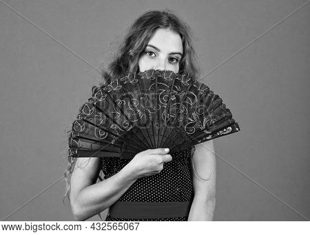 Perfect Female. True Lady Cover Her Face. Vintage Portrait. Carnival Or Masquerade. Theatre Performa