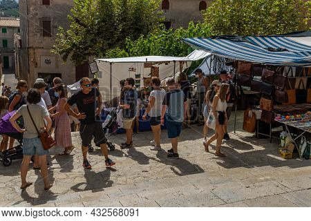 Sineu, Spain; September 08 2021: Weekly Street Market Of Food, Crafts And Animals In The Mallorcan T