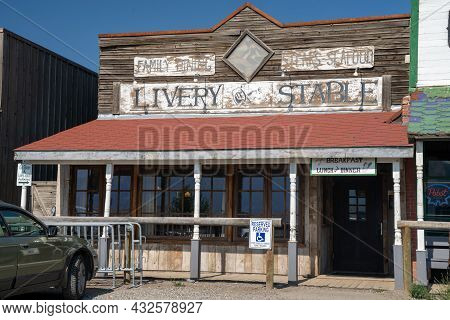 Emigrant, Montana - August 24, 2021: The Livery Stable And Old Saloon, A Famous And Iconic Bar And R
