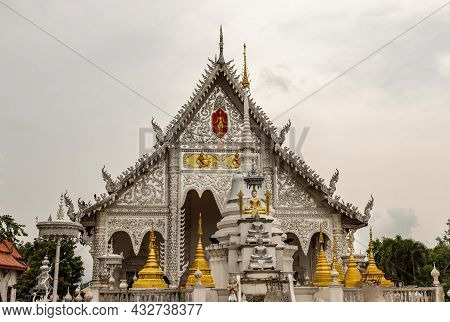 Lampang, Thailand - Sep 04, 2020 : The Beautiful Of Wat Chiang Rai. Temple Chiang Rai, Lampang Distr