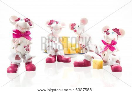 Mouse With Cheese