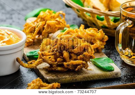 Crispy Onion Bhajis