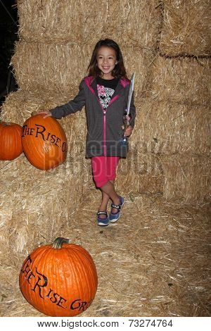 LOS ANGELES - OCT 4:  Aubrey Anderson-Emmons at the RISE of the Jack O'Lanterns at Descanso Gardens on October 4, 2014 in La Canada Flintridge, CA