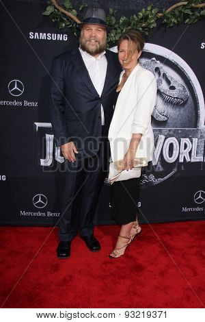 LOS ANGELES - JUN 9:  Carin van der Donk, Vincent D'Onofrio at the 