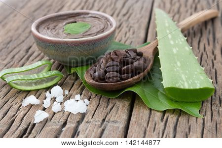 Spa concept on wood background, Amazing Benefits of Aloe Vera for Hair, Skin and Weight-Loss. Another part of the aloe vera plant which is used is the 'sap'.