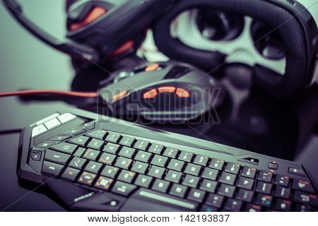 Dark Gaming Peripherals Set
