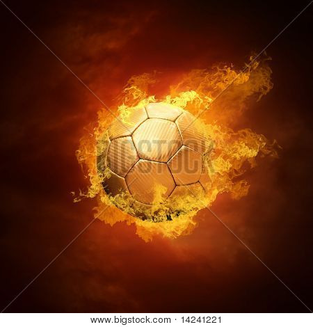 Pallone da calcio caldo sulla velocità in fuochi fiamma