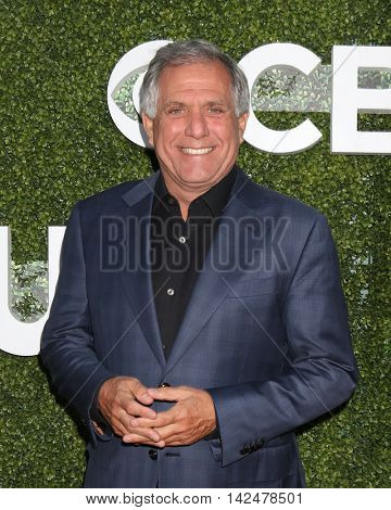 LOS ANGELES - AUG 10:  Les Moonves at the CBS, CW, Showtime Summer 2016 TCA Party at the Pacific Design Center on August 10, 2016 in West Hollywood, CA