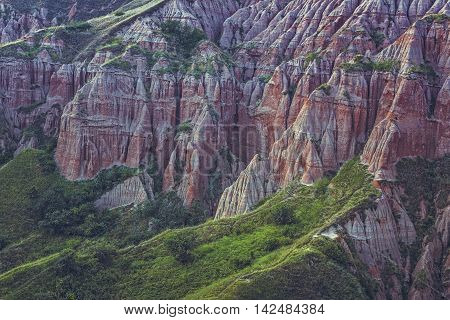 Red Ravine, Romania