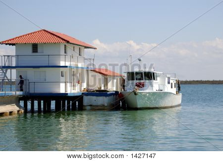 เรือดำน้ำ