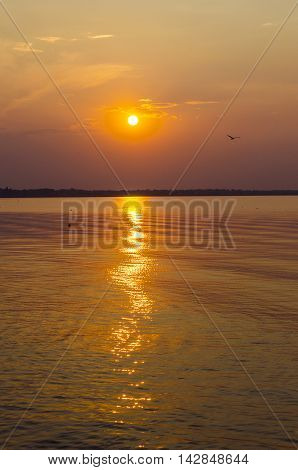 Scenic view of beautiful sunset above the sea