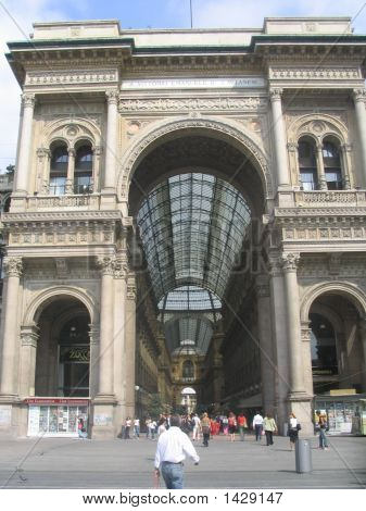 Úžasné Galleria Vittorio Emanuelle v Miláně
