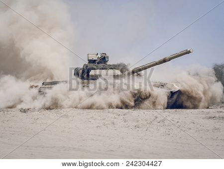 Test New Tank In The Desert. Russian Tank
