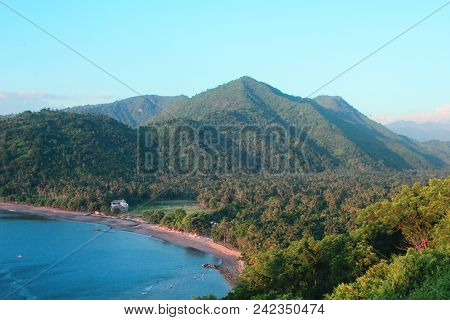 Beutiful View At Lombok Beach Ntt Indonesia