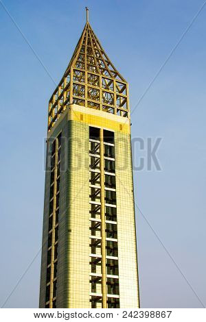 Dubai, United Arab Emirates - April 3, 2018: Close Up Of Gevora Hotel In Dubai, At The Moment The Ta
