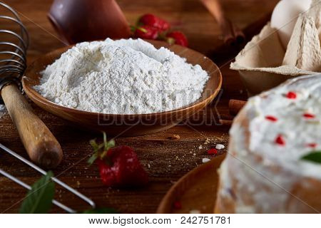 Top View Plate With Flour For Cooking Strawberry Pie Or Cake On Wooden Table, Flat Lay, Close-up, Se