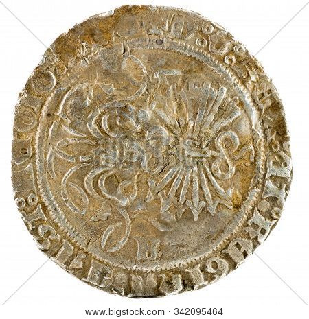 Ancient Spanish Silver Coin Of The Kings Fernando E Isabel. Catholic Kings. Coined In Burgos. Real. 