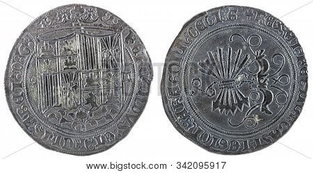 Ancient Spanish Silver Coin Of The Kings Fernando E Isabel. Catholic Kings. Coined In Toledo. Real.