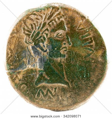 Ancient Roman Copper Coin. As Of Emperor Augustus. Coined In Calagurris. Obverse.
