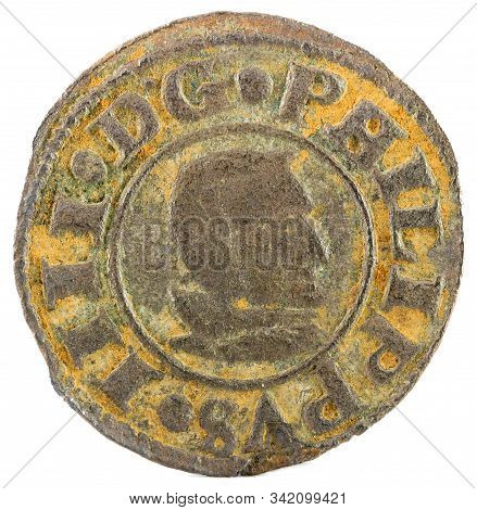Ancient Spanish Copper Coin Of King Felipe Iv. 1661. Coined In Segovia. 8 Maravedis. Obverse.