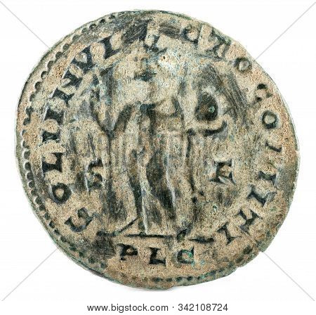 Ancient Roman Copper Coin Of Emperor Constantine I Magnus. Reverse.