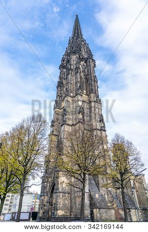 Neo-gochic Style St.-nikolai-kirche, Church Of St. Nicolas In Hamburg, Germany