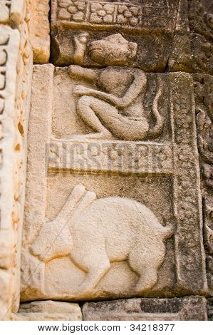 historische Schnitzen von Chinesische Sternzeichen Tiere