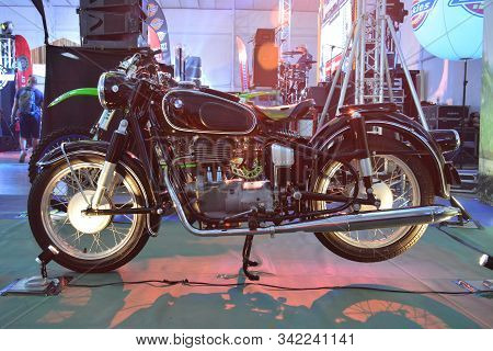 Pasig, Ph - Sept. 29: Bmw Motorcycle At Philippine Moto Heritage Weekend On September 29, 2019 In Me
