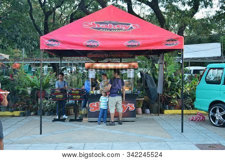 Shakeys Pizza Food Stall