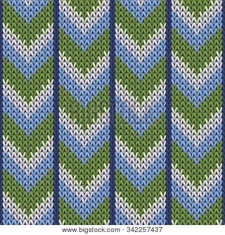 Vintage Downward Arrow Lines Knit Texture Geometric Seamless Pattern. Plaid Stockinet Ornament. Wint