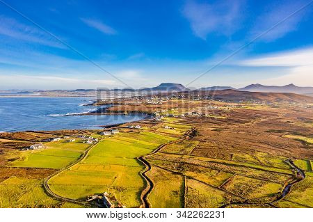 The Coastline Between Meenlaragh And Brinlack : Tra Na Gcloch In County Donegal - Ireland