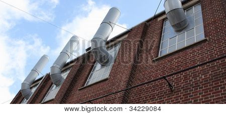 Velké průmyslové odsávací ventilátory