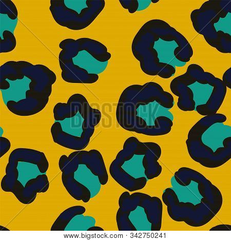 Light Animal Puma Leather Vector Seamless Pattern. Black Wool Wild Cheetah Style. Ink Tropical Patte