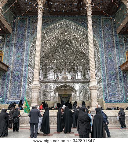 Shrine Of Fatima Masumeh, Qom, Iran - May 2019: Visitors And Worshippers Inside Of Shrine Of Fatima 