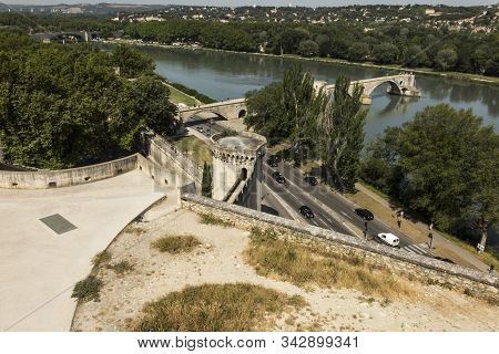 The Saint Bénézet Bridge, Known As The Avignon Bridge, Facing The City Of Villeneuve Les Vignon. Vau